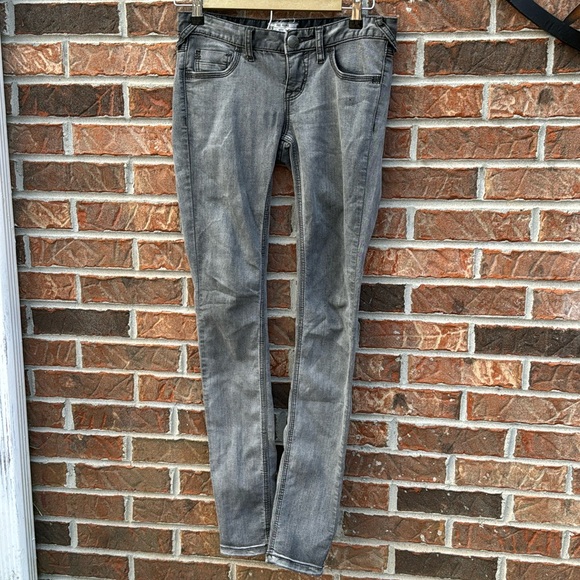 FP: Grey washed skinny jeans - Picture 1 of 5